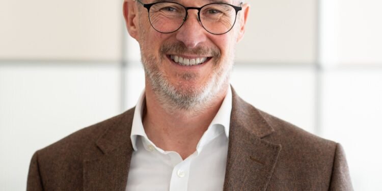 Mark Metcalf