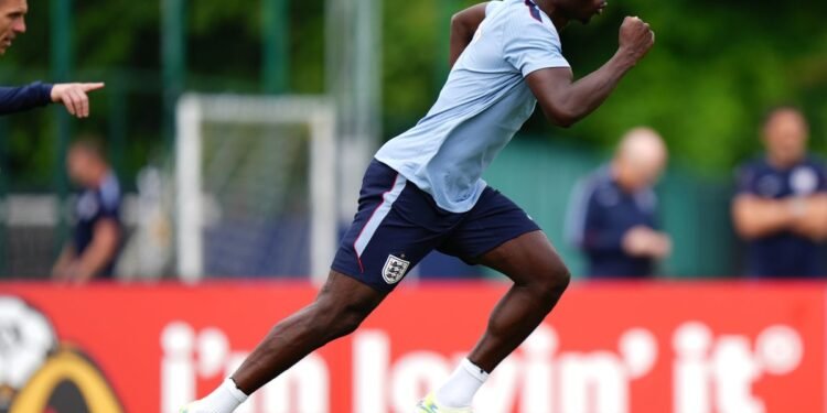 Mirror Football